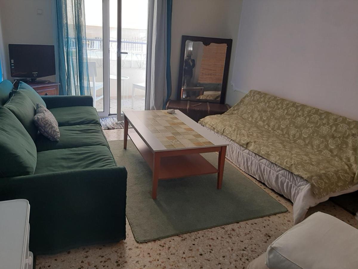 Retro Comfy Home Near Monastiraki เอเธนส์ ภายนอก รูปภาพ