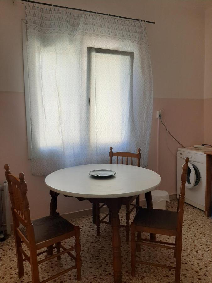 Retro Comfy Home Near Monastiraki เอเธนส์ ภายนอก รูปภาพ